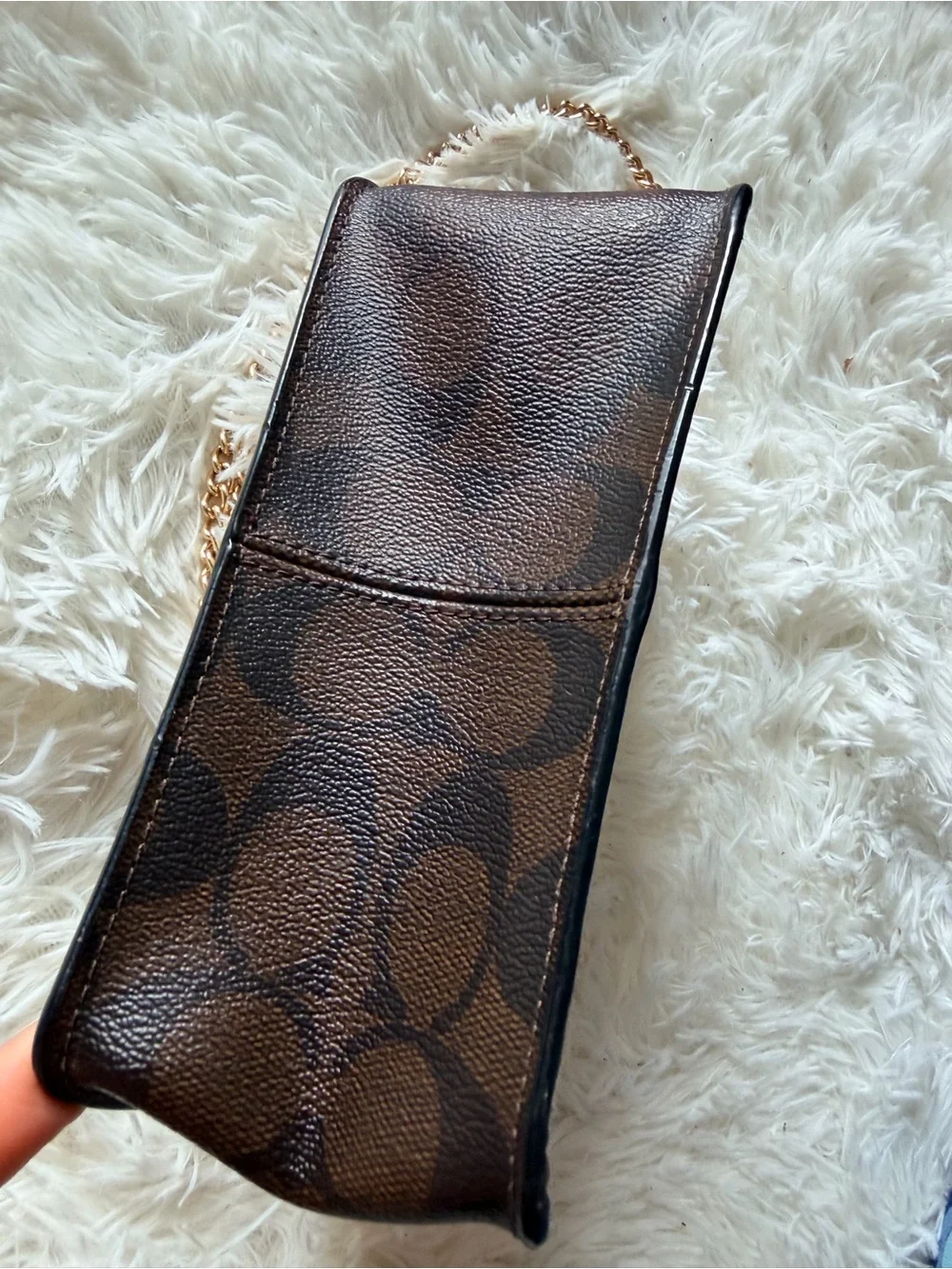 Coach Black Leather shoulder /Crossbody with Gold Chain - Picture 3 of 6